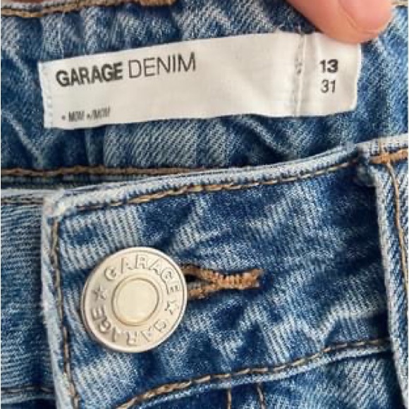 Garage Mom Jean Short - Picture 2 of 2